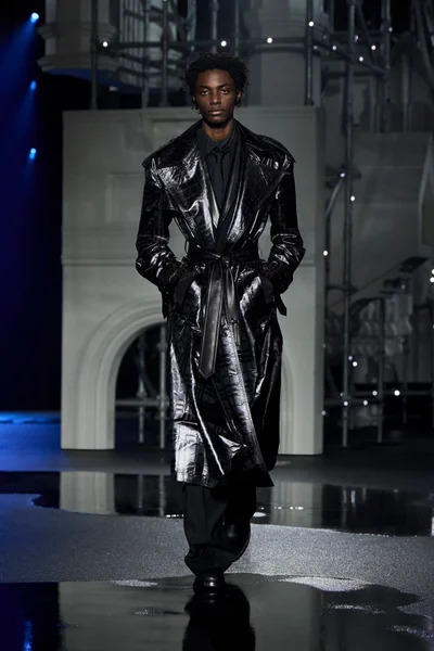 Look 54